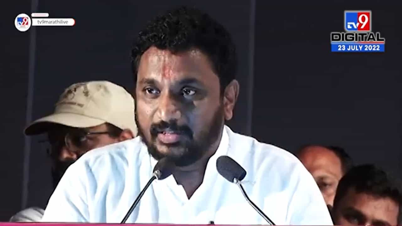 Amol Mitkari : देवेंद्र फडणवीस खुनशी प्रवृत्तीचे, ते कधीच मास लिडर होऊ शकत नाहीत; अमोल मिटकरींचा टोला Amol Mitkari : देवेंद्र फडणवीस खुनशी प्रवृत्तीचे, ते कधीच मास लिडर होऊ शकत नाहीत; अमोल मिटकरींचा टोला