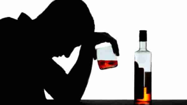 Headneck Cancer : अति मद्यपान करताय..का? अन् तंबाखूचेही व्यसन आहे, मग वेळीच व्हा सावध; अन्यथा ‘हेडनेक कॅन्सर’ चा आहे धोका!