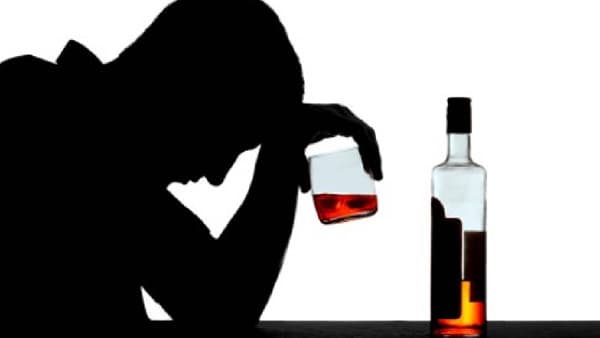 Lonely children : तुम्हीही तुमच्या मुलांना एकटे सोडता का? मग वाचा ‘हे’ संशोधन आपल्यासाठीच आहे, एकाकी मुले तारुण्यात होतात व्यसनाधीन!