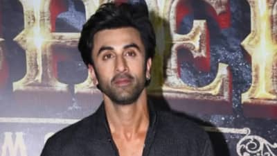 Ranbir Kapoor | रणबीर कपूरने द कपिल शर्मा शो मध्ये न्यूयॉर्कमध्ये घडलेला धक्कादायक प्रकार सांगितला!