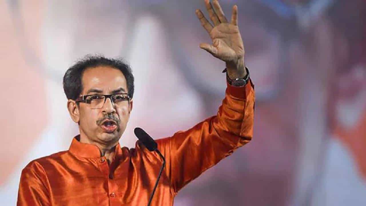 Video : पुन्हा एकदा शिवसेनेचा मुख्यमंत्री होणार का?, उद्धव ठाकरे म्हणाले... Video : पुन्हा एकदा शिवसेनेचा मुख्यमंत्री होणार का?, उद्धव ठाकरे म्हणाले...