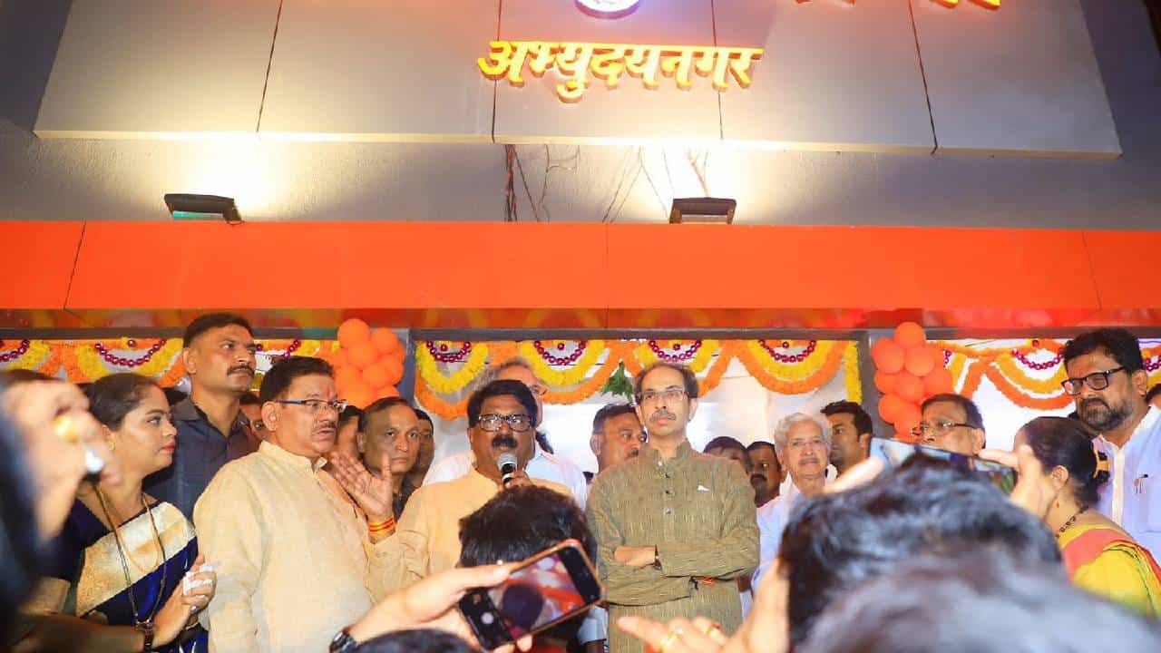 Uddhav Thackeray : तेव्हाच भाजपच्या एखाद्या दगडाला शेंदूर लागला असता, चंद्रकांत पाटलांच्या कार्यकारिणीतील वक्तव्यावर उद्धव ठाकरेंचा टोला