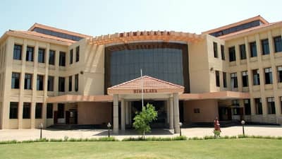 IIT Mardas : आयआयटी मद्रास बनणार ग्लोबल युनिव्हर्सिटी! आशिया ते आफ्रिकेपर्यंत उघडणार कॅम्पस...