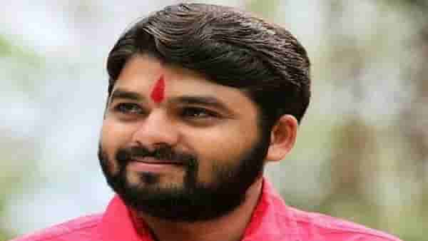 Ravikant Tupkar : मदत करा अन्यथा शेतकऱ्यांच्या रोषाला सामोरे जा..! सरकारच्या भूमिकेवर स्वाभिमानी आक्रमक