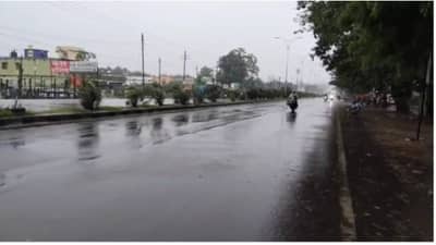 Chandrapur | 48 तासांच्या विश्रांतीनंतर चंद्रपूरमध्ये पुन्हा पावसाची रिपरिप सुरू, प्रशासनाने नागरिकांना दिला सर्तकतेचा इशारा!