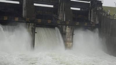 Nandurbar | नंदुरबारकरांना गुड न्यूज, यंदाचा पाणीप्रश्न मिटला, शहराला पाणी पुरवठा करणारे विरचक्र धरण भरले...