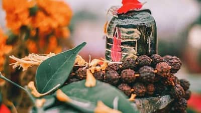 Shravan 2022: श्रावण महिन्यात महादेवाला बेलपत्र वाहण्याचे महत्त्व