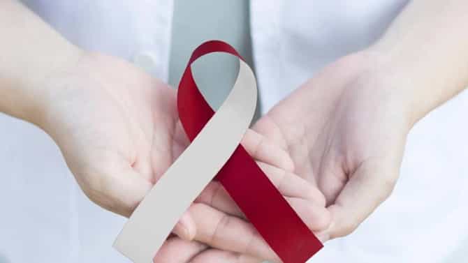 World Head Neck Cancer Day: बसलेला आवाज, गिळण्यास त्रास ? कॅन्सरच्या या लक्षणांकडे नका करु दुर्लक्ष