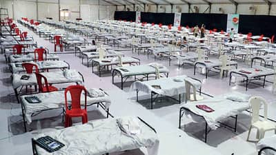 Covid Center : मोठी बातमी! कोरोना रुग्णांची संख्या घटली, मुंबई महापालिका जम्बो कोविड सेंटर बंद करणार