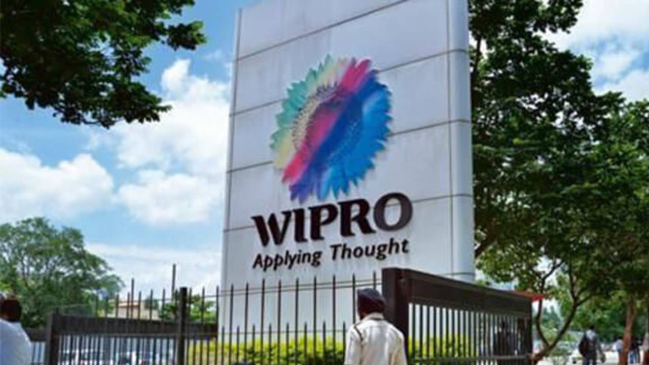 Wipro Share | एक खेडं न्यारं, तिथं शेअरचं वारं, या शेअरमुळे हे गाव झालं तब्बल 7000 कोटींचे मालक! Wipro Share | एक खेडं न्यारं, तिथं शेअरचं वारं, या शेअरमुळे हे गाव झालं तब्बल 7000 कोटींचे मालक!