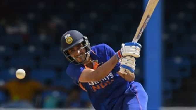 RCB Tweet on Shubman Gill : अरेरे गलती से मिस्टेक! आरसीबीनं शुभमन गिलला शतकाच्या शुभेच्छा दिल्या, चुक लक्षात येताच ट्विट हटवलं
