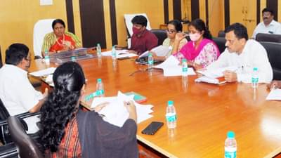 Nagpur Campaign : मतदान कार्डाला आधार जोडणी करा, नागपूरच्या जिल्हाधिकारी विमला यांचे आवाहन, 1 ऑगस्टपासून मोहिमेस सुरुवात