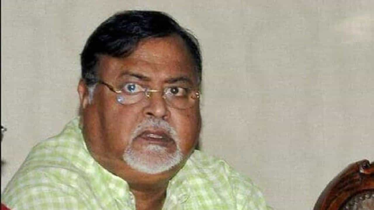 बंगालच्या माजी शिक्षण मंत्र्यांच्या संकटात वाढ; हा घोटाळा भोवला