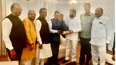 Chandrasekhar Bawankule : चंद्रशेखर बावनकुळेंनी घेतली मुख्यमंत्र्यांची भेट, विकासकामांसाठी भेटायला आल्याची स्पष्टोक्ती