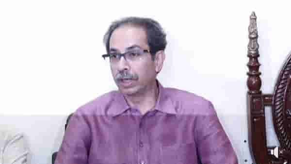 Uddhav Thackeray : रक्त सांडवून मुंबई मिळवलीय, कोश्यारींनी आंदण दिलेली नाही; उद्धव ठाकरेंनी राज्यपालांना फटकारले