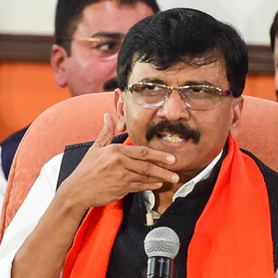 Sanjay Raut : राऊतांची घरात चौकशी अन् फ्लॅटवरही अधिकारी, चौकशीचा फास अधिक घट्ट