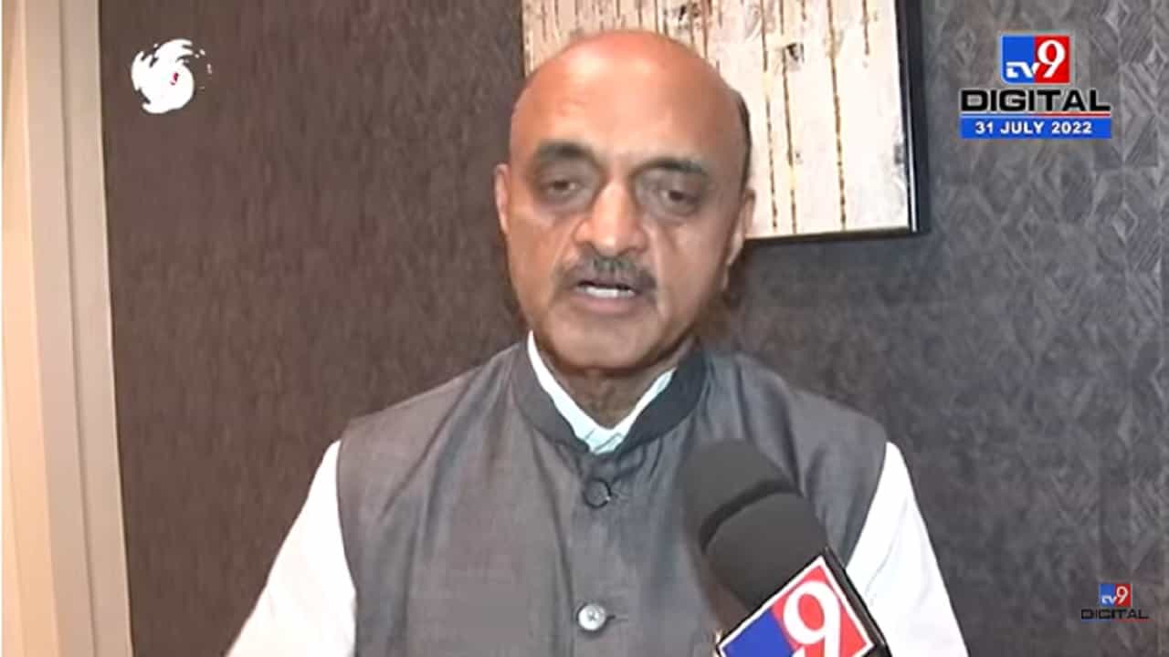 संजय राऊत यांच्या घरावर ईडीचा छापा, भागवत कराडांची काय प्रतिक्रिया ?