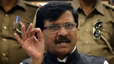 Sanjay Raut : तब्बल साडे नऊ तासांच्या चौकशीनंतर संजय राऊत ईडीच्या ताब्यात, आता पुढे काय?