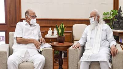 MNS : हीच ती पवारनिती, संजय राऊतांवरील कारवाईनंतर मनसेने आठवण करुन दिली पवार अन् मोदींच्या भेटीची