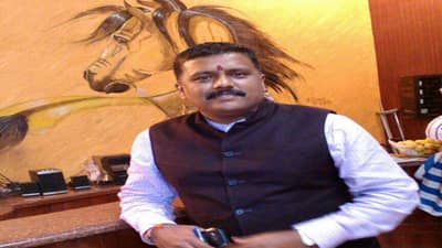 Shivsena : माथेरानच्या शिवसेना नेत्याला जीवे मारण्याची धमकी, उद्धव ठाकरेंचं समर्थन केल्यामुळे मारहाण; आरोपी मोकाट