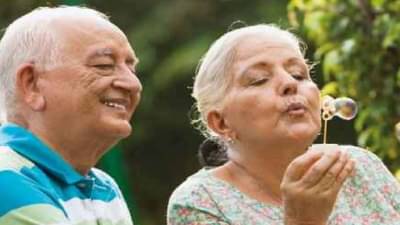 LIC Saral Pension Yojana | आयुष्यभरासाठी मिळतील दरमहा 12 हजार, उज्वल भविष्यासाठी गुंतवणूकही लहान