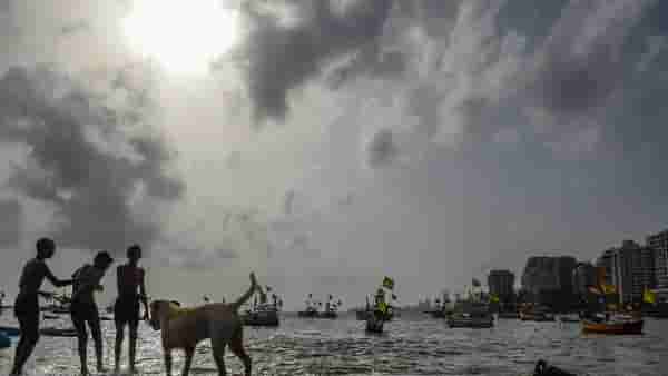 Mumbai Rain : 10 वर्षात जुलै महिन्यात चौथ्यावेळेस विक्रमी पाऊस, अशी आहे पावसाची नोंद