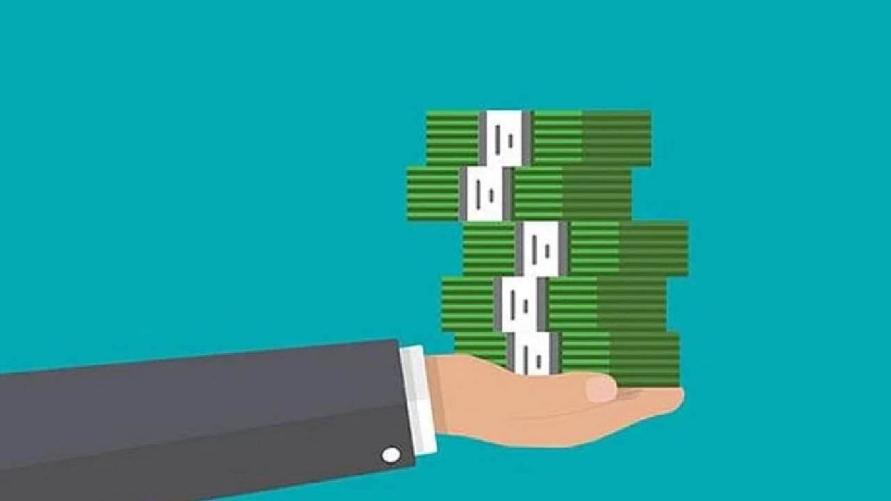 Loan EMI : एचडीएफसीनंतर ICICI बँकेचे कर्ज महाग, 0.15 टक्के वाढ; EMI वाढणार Loan EMI : एचडीएफसीनंतर ICICI बँकेचे कर्ज महाग, 0.15 टक्के वाढ; EMI वाढणार