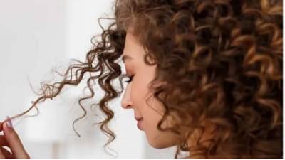 Hair care during monsoons : पावसाळ्यात केसांची अशी घ्या काळजी, केसांच्या समस्या टाळण्यासाठी ‘या’ टिप्स करा फॉलो!