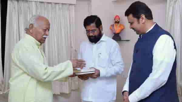 Cm Eknath Shinde : मुख्यमंत्री, उपमुख्यमंत्र्यांनी घेतली सरसंघचालकांची भेट, मोहन भागवतांच्या भेटीत चर्चा काय?