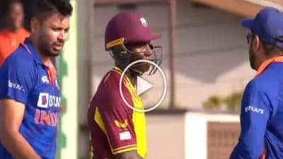 WI vs IND: Rohit Sharma च्या परीक्षेत आवेश खान फेल, VIDEO