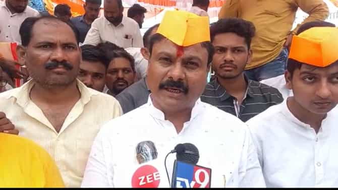 Jalgaon | जळगावात बंडखोर आमदार चंद्रकांत पाटलांना शिवसेनेचा धक्का, मुक्ताईनगर मतदारसंघात नव्या नियुक्त्या