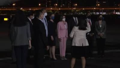 Third world war?: तैवानवरुन अमेरिका-चीन आमनेसामने, अमेरिकेच्या नैंसी पेलोसी तैवानमध्ये दाखल, तिन्ही देशांचे सैन्य हाय अलर्टवर