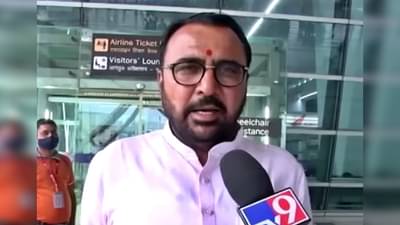 Prataprao Jadhav : फोटो काढला किंवा लावला म्हणून कुणाचं महत्त्व कमी होत नसतं, प्रतापराव जाधवांचं मत; आदित्य ठाकरेंच्या दौऱ्यावर मात्र टीका