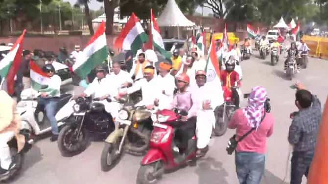 लाल किल्ल्यावर ते विजय चौक भाजप खासदारांनी तिरंगा बाइक रॅली, 11 ते 13 ऑगस्टमध्ये प्रभातफेरी काढणार