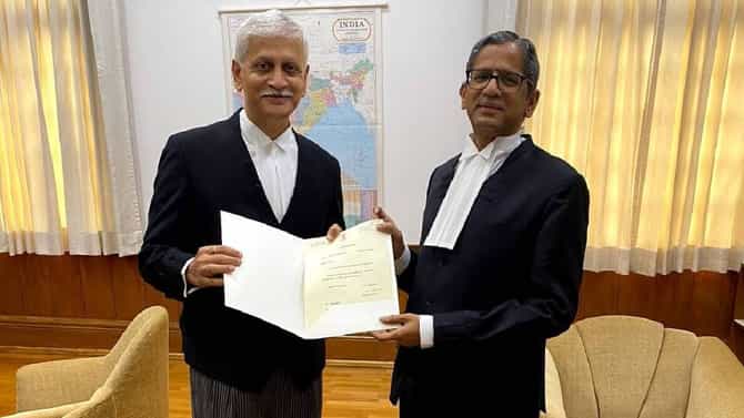 कोकणवासीयांच्या शिरपेचात मानाचा तुरा; देवगडातील उदय लळीत देशाचे 49 वे सरन्यायाधीश होणार; घराला वकीलीची परंपरा