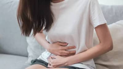 Health: मासिक पाळीत होत असतील तीव्र वेदना तर या गोष्टी खाल्याने मिळेल आराम