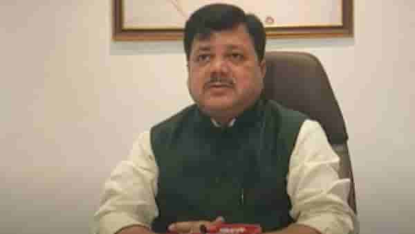 Pravin Darekar on Congress Protest | ही तर काँग्रेसची नौटंकी, एका कुटुंबाला खुश करण्याचा केविलवाणा प्रयत्न, प्रविण दरेकरांचा आरोप