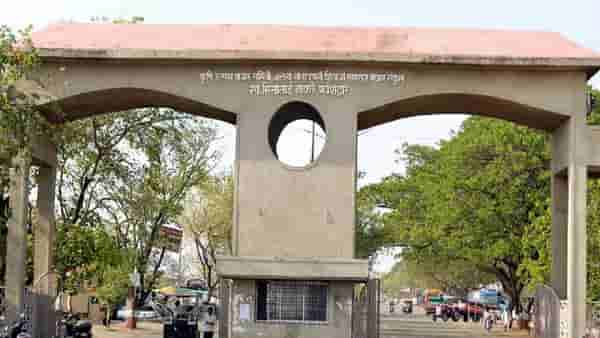 Jalna APMC | जालना बाजार समितीच्या विभाजनाचे त्रांगडे काय? शेतकरी कशासाठी गेले न्यायालयात? ही अपडेट तुम्हाला माहिती आहे का?