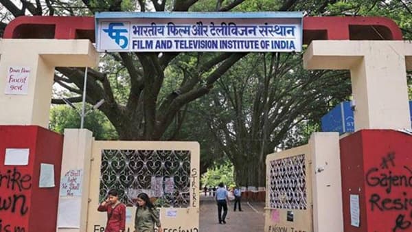 Pune Crime : गोव्यातून FTIIमध्ये शिकायला आलेल्या विद्यार्थ्याचा पुण्यात गूढ मृ्त्यू! हॉस्टेलमध्ये गळफास घेतलेल्या अवस्थेत आढळला मृतदेह