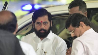 CM Eknath Shinde | मंत्रिमंडळ विस्तार होईपर्यंत सचिव पाहणार कारभार, प्रत्येक खात्याच्या अधिकाऱ्यांना थेट अधिकार, मुख्यमंत्र्यांचा निर्णय!