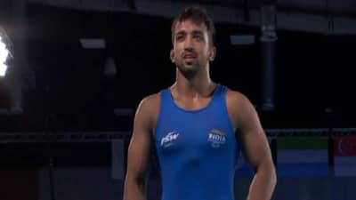 CWG 2022, Naveen Kumar : रवी दहिया, विनेश फोगटनंतर नवीननेही सुवर्णपदक जिंकले, भारताचे 34वे पदक