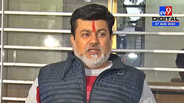 Uday Samant : मुख्यमंत्र्यांची दिल्ली वारी हा कामाचाच भाग, उदय सामंतांचं स्पष्टीकरण; आदित्य ठाकरे, अजित पवारांना लगावला टोला