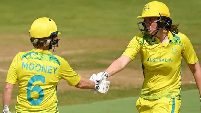 CWC 2022 : IND vs AUS Final सामन्यात मोठा निष्काळजीपणा, कोरोनाबाधित ऑस्ट्रेलियन खेळाडूला खेळण्याची परवानगी