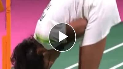 CWG 2022: विजयानंतर PV Sindhu रडली, 8 वर्षांच दु:ख अश्रूंवाटे बाहेर आलं, पहा VIDEO