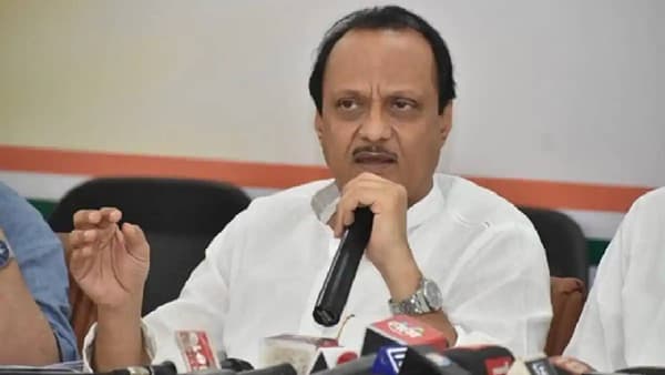 Ajit Pawar : मंत्रिमंडळ विस्ताराचं अद्याप निमंत्रण नाही, पण हालचाली पाहता उद्या विस्ताराची शक्यता, अजितदादांची प्रतिक्रिया