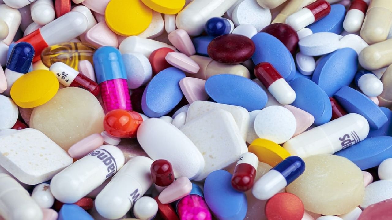Medicines: औषधांसोबत चुकूनही या गोष्टींचे करू नका सेवन अन्यथा भोगावे लागतील आरोग्यावरील वाईट परिणाम