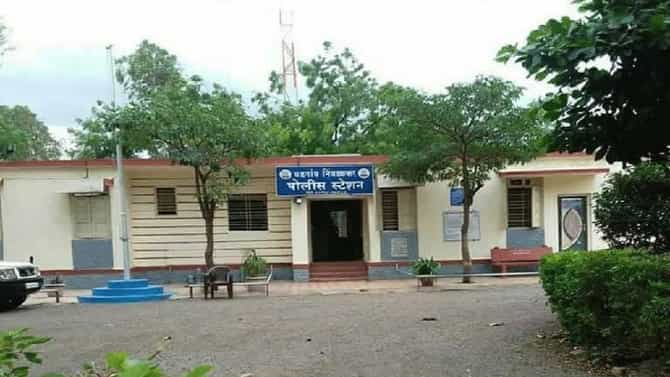 Baramati : विहिरीचं पाणी चोरल्यानं वडगाव निंबाळकर पोलिस ठाण्यात चौघांवर गुन्हा, बारामती तालुक्यातील अजब प्रकार