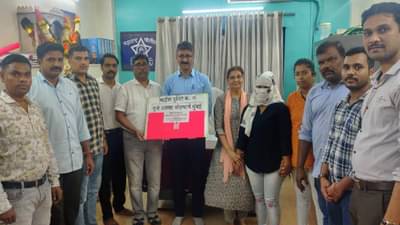 Dombivali Theft : रेल्वेत चोऱ्या करणाऱ्या सराईत चोरट्याला लोहमार्ग पोलिसांनी ठोकल्या बेड्या, 6 लाख 76 हजाराचे दागिने हस्तगत