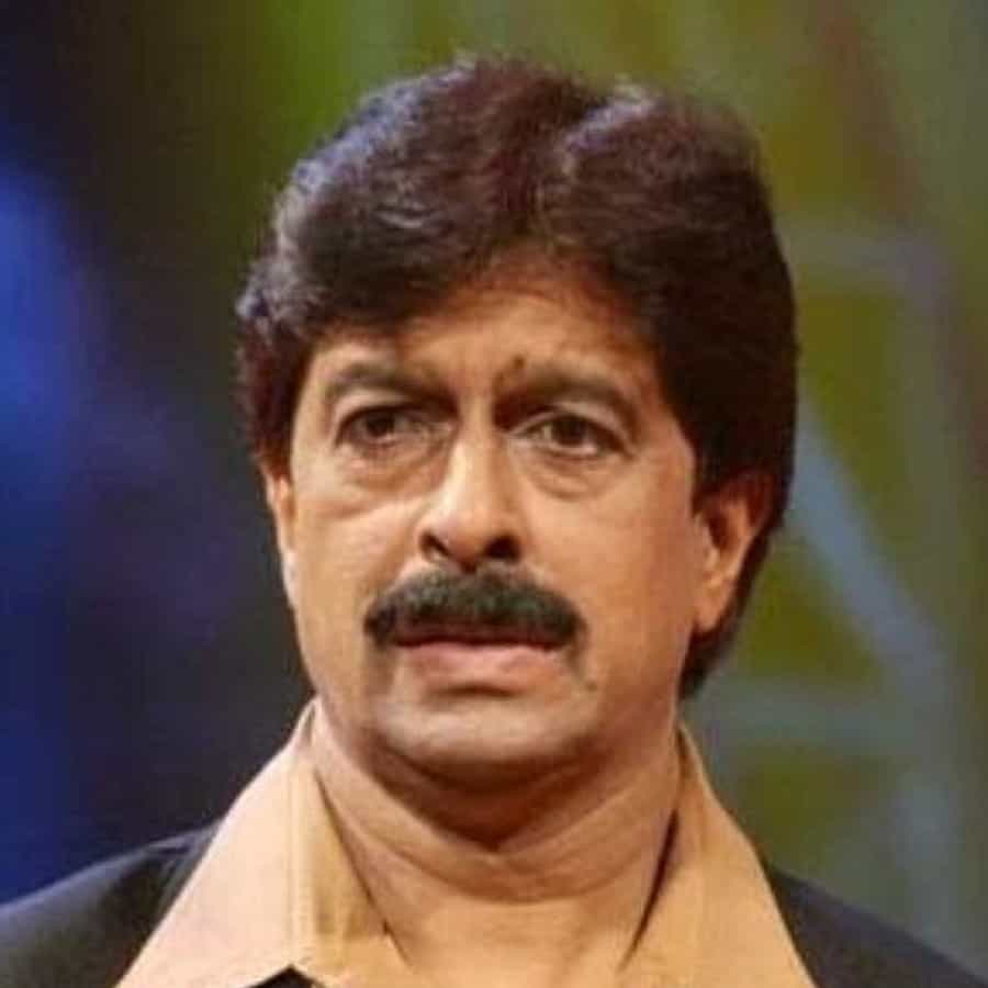 नाटक, चित्रपट, मालिका अशा सर्वच क्षेत्रात अभिनेते प्रदीप पटवर्धन दिसले तरी सर्वांत जास्त ते नाटकातच गुंतले. उषा पटवर्धन या त्यांच्या आई. त्यांनी एके काळी मराठी रंगभूमी आपल्या अभिनयाने गाजवली होती. तरीसुद्धा बिन भरवशाचं, अस्थिर क्षेत्र म्हणून त्यांच्या मनात कायम नाटकाविषयी भिती राहिलेली.