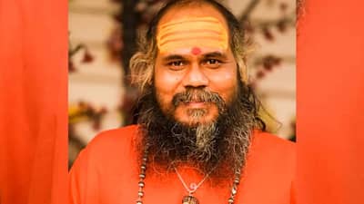 MP Rape : पोर होत नाही, म्हणून मिर्ची बाबाकडे गेली, बाबाने दिलं भस्म, बेशुद्ध अवस्थेत महिलेवर मिर्ची बाबाचा बलात्कार!